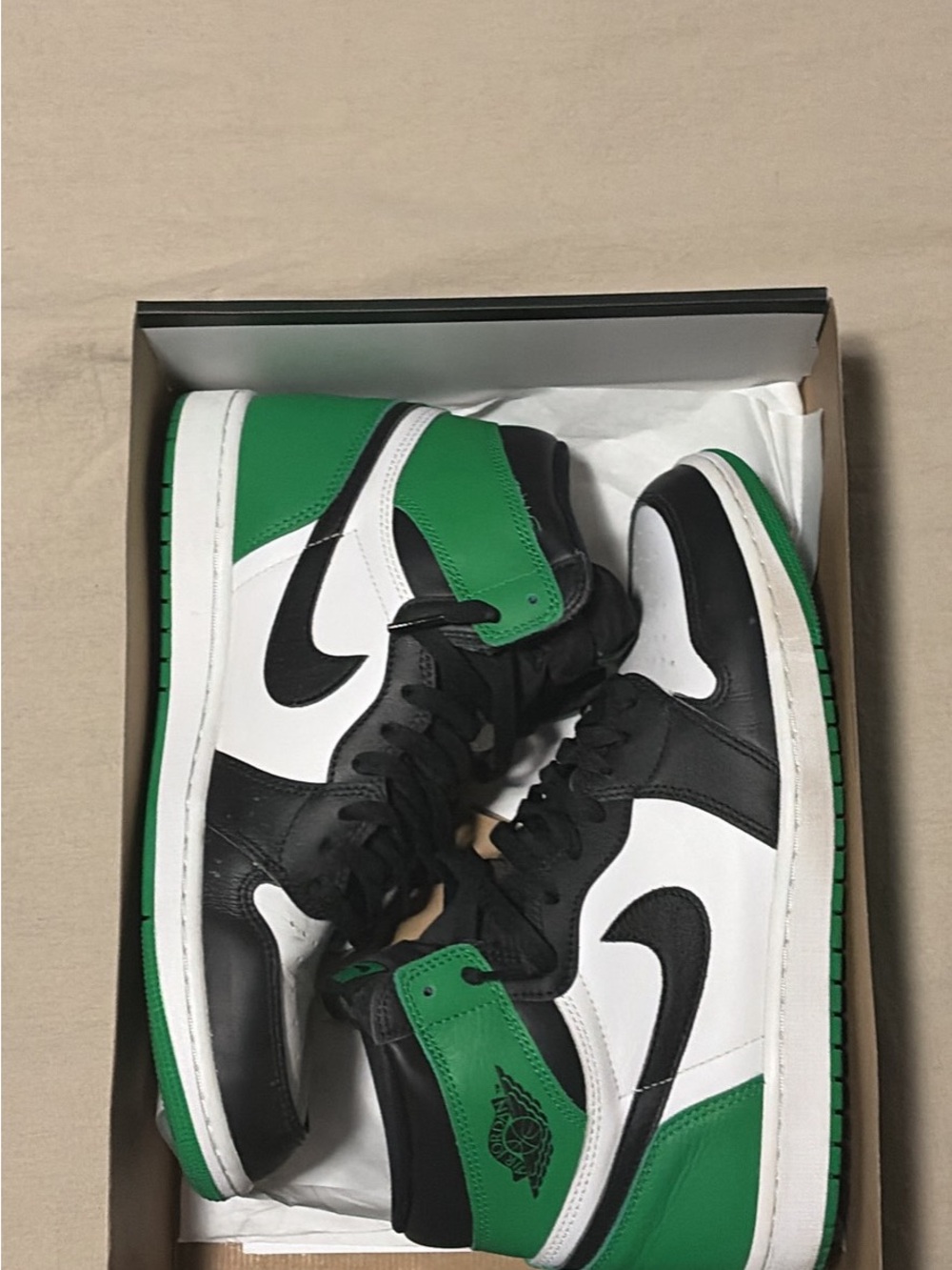 Lucky Green Jordan 1s Retro High-Top Sneakers